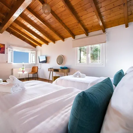 Lengo.d.home * Benitses (Corfu)