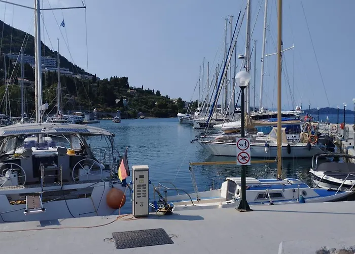 Lengo.d.home * Benitses (Corfu)